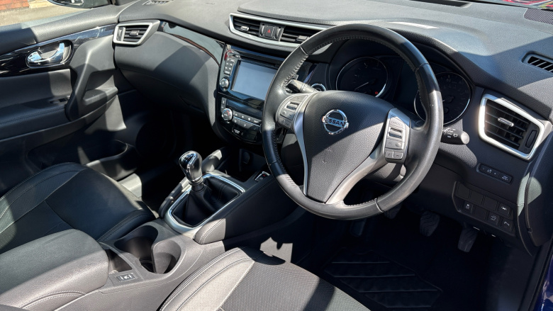 Nissan Qashqai 1.5 dCi Tekna 5dr Diesel Hatchback